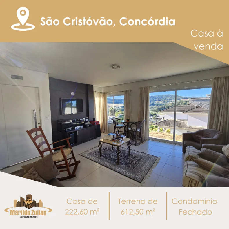 Casa em Condomínio Fechado