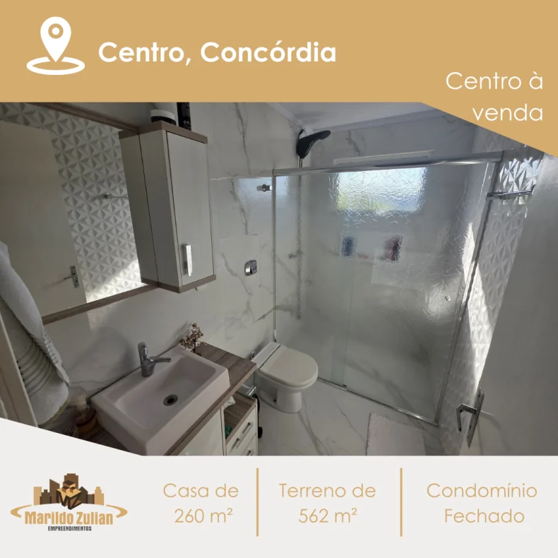 Casa com Visão da Cidade em Condomínio Fechado
