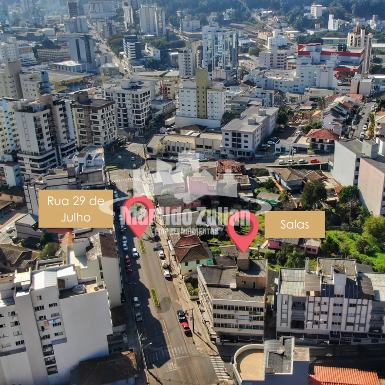 Salas Comercias na R. 29 de Julho