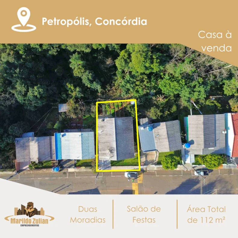Casa com Duas Moradias à Venda – Bairro Petrópolis