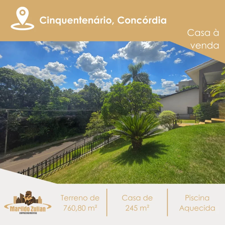 Casa com Piscina à Venda