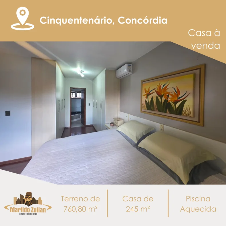 Casa com Piscina à Venda
