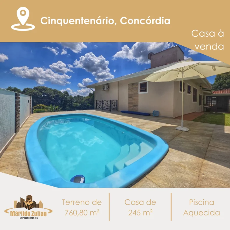 Casa com Piscina à Venda