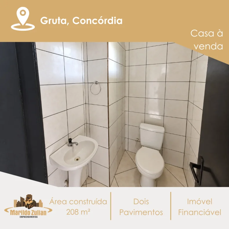 Casa com duas moradias independentes a venda 
